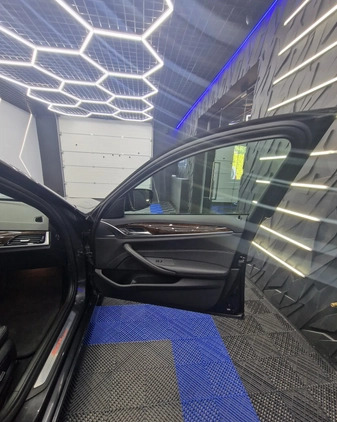 BMW Seria 5 cena 129000 przebieg: 270000, rok produkcji 2018 z Bielsk Podlaski małe 137